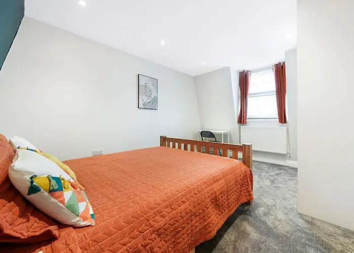 Stunning Double Rooms Within A Loft Space