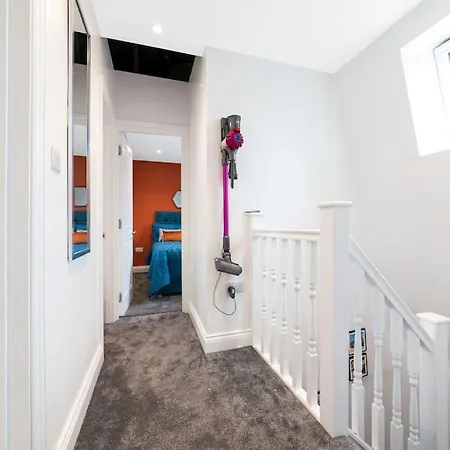 Stunning Double Rooms Within A Loft Space London Exterior photo